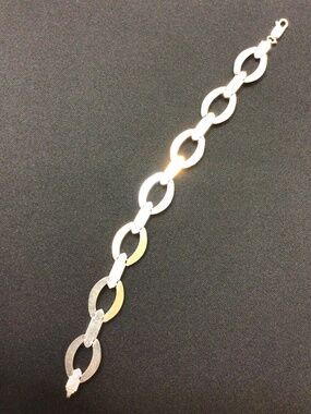 Stylish Sterling Silver Oval Link Bracelet 925 Italy